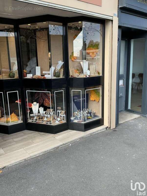 Photo 3 - Commerce à EPERNAY