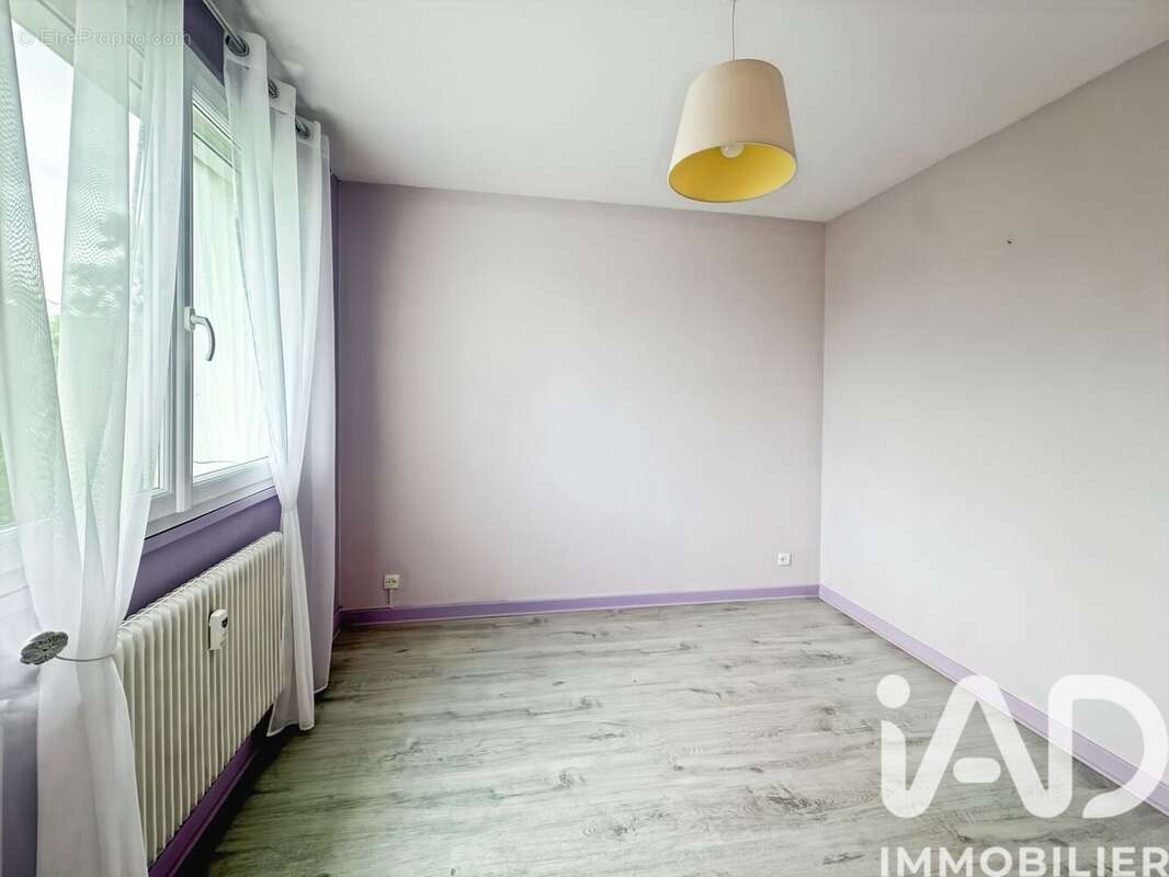 Appartement 72 m² à Feurs  - photo 9