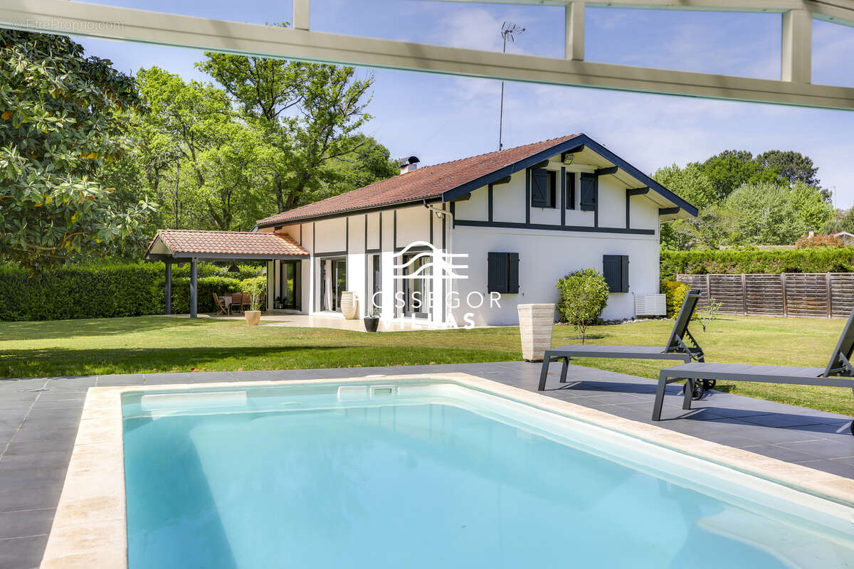 Maison à TOSSE