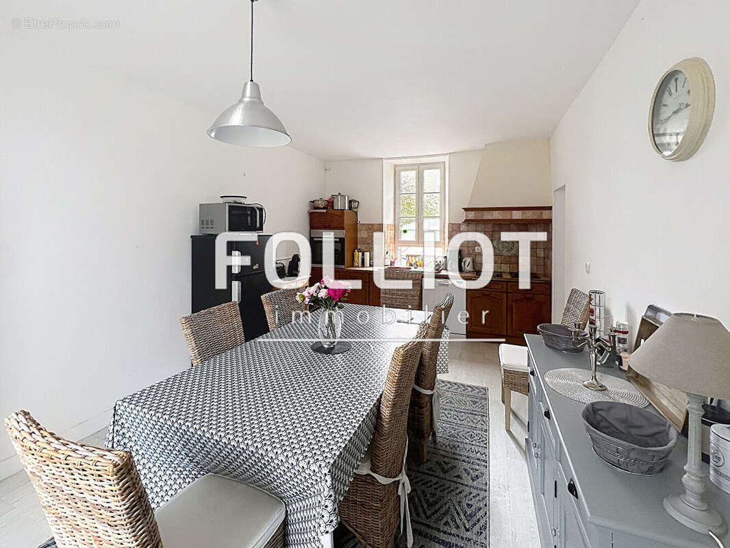 Maison à GOUVILLE-SUR-MER