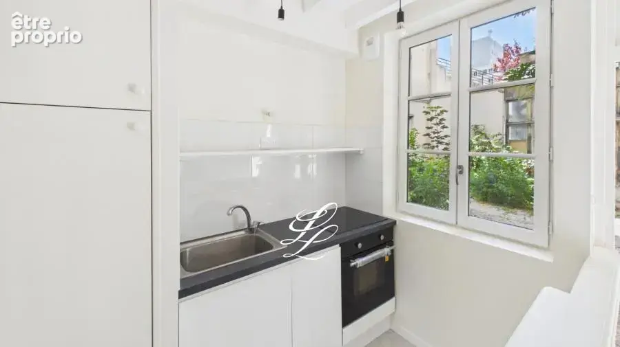 Appartement 42 m² à Paris-15e  - photo 4