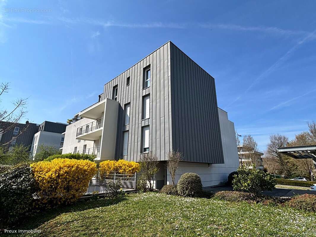 Appartement à SEYNOD