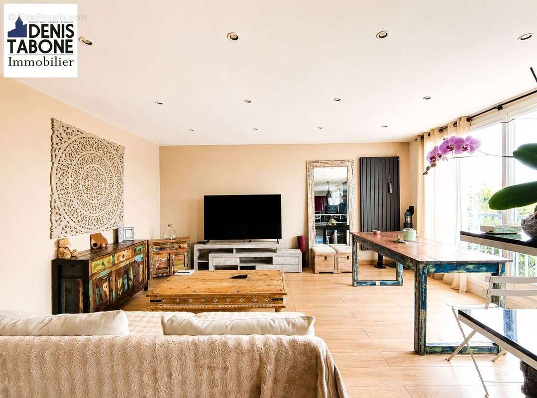 Appartement à MONTLIGNON