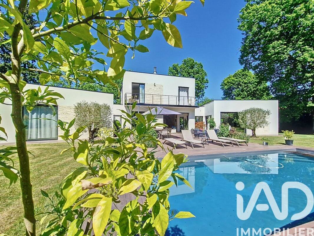 Photo 1 - Maison à SAINT-FARGEAU-PONTHIERRY