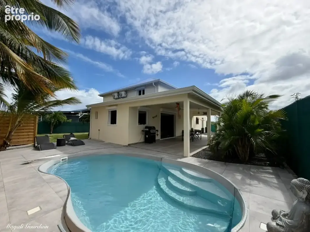 A vendre – saint-françois – villa contemporaine 2024 avec piscine & t2 indépendant - photo 12