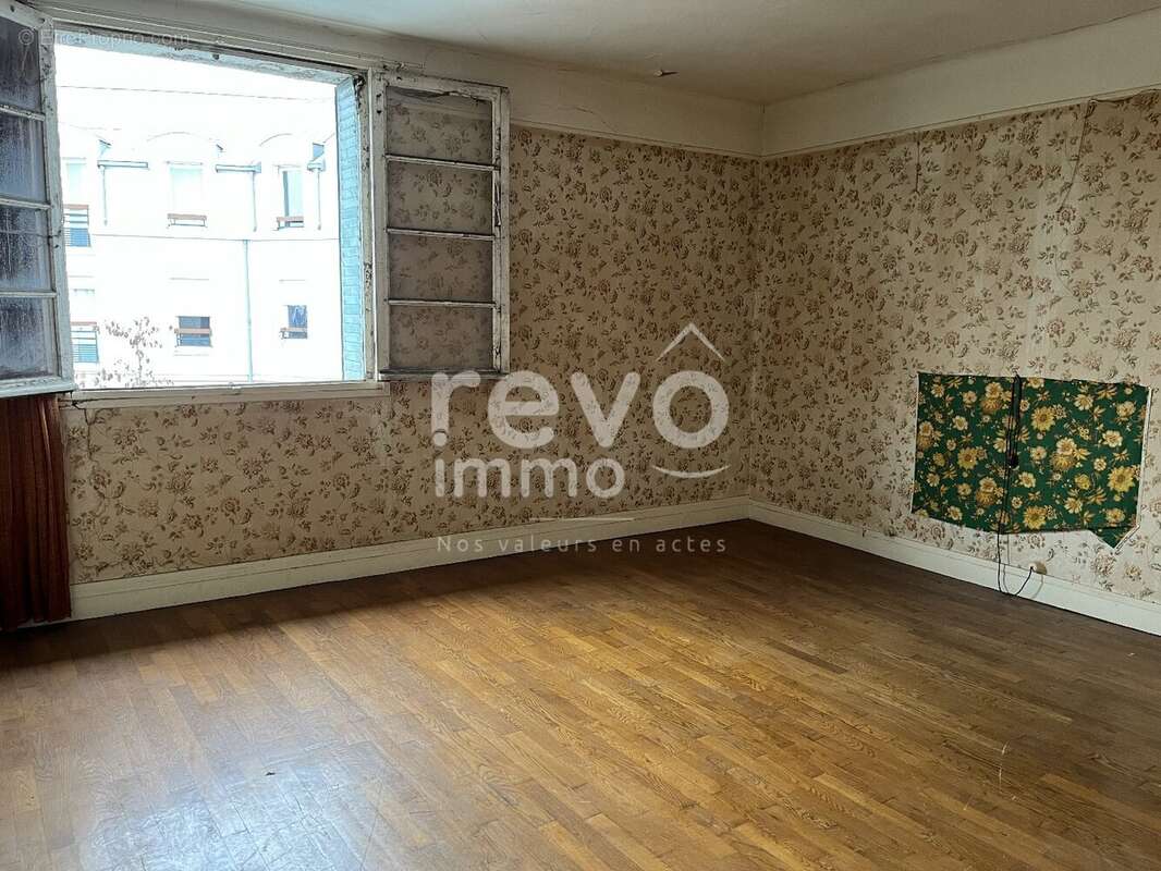 Maison à SAINT-REMY-L'HONORE