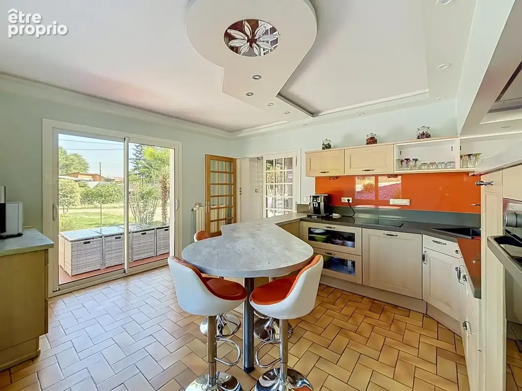 Maison 8 pièces 193 m² à vendre à Boulot (70190) - photo 2