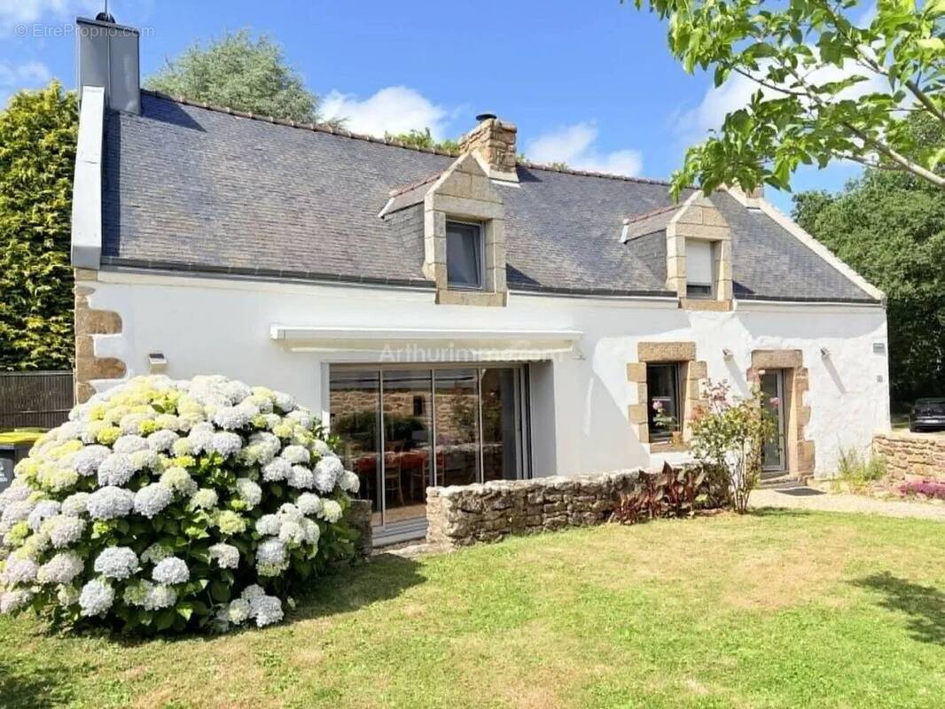 Maison à LARMOR-BADEN