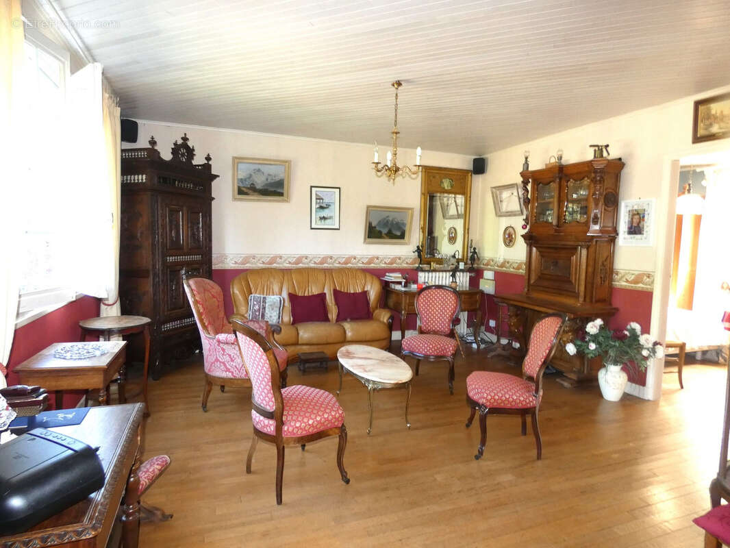 Maison à PONTOISE