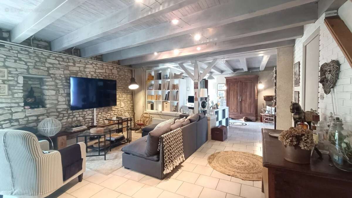 Maison 4 chambres avec piscine amberre - photo 12
