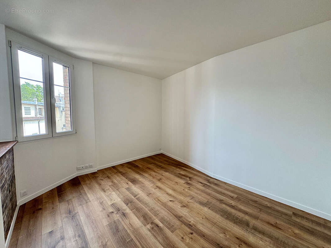 Appartement à CLICHY