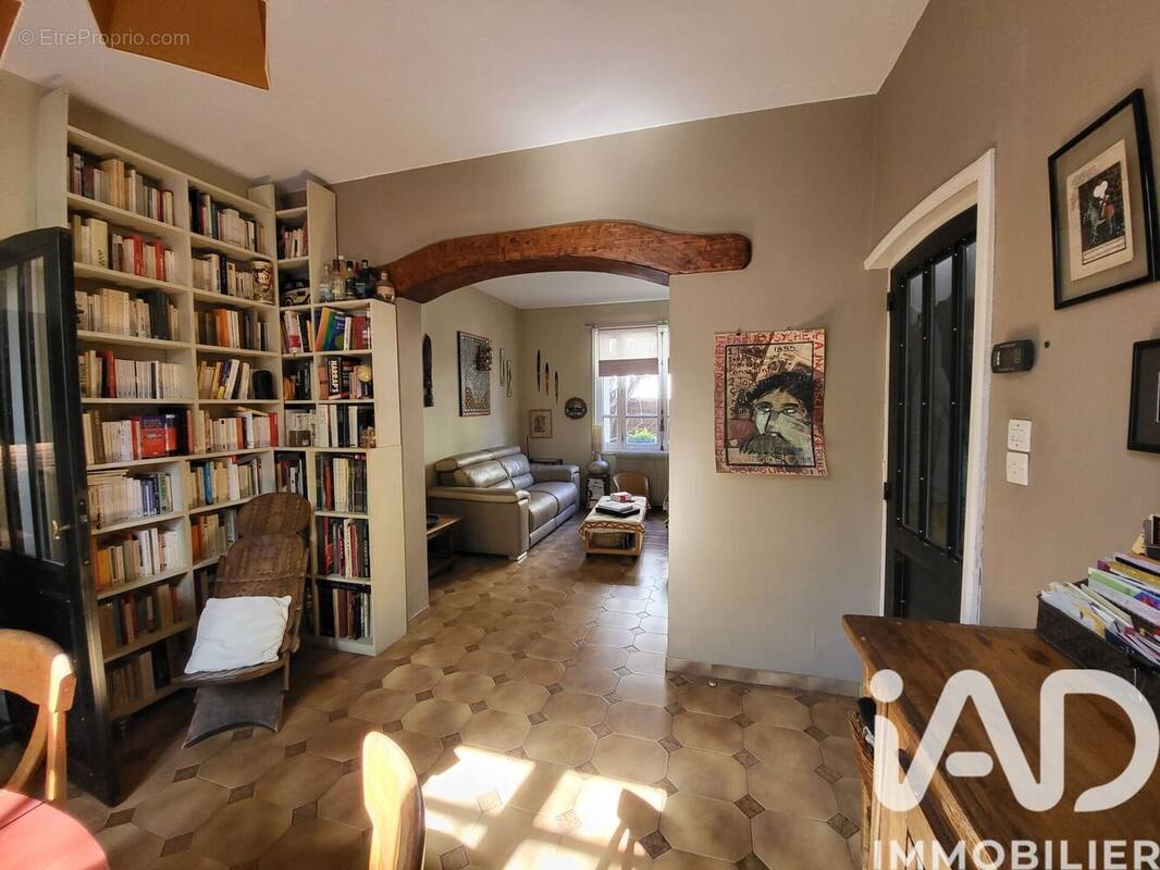 Photo 1 - Maison à SAINT-MARTIN-D'HERES