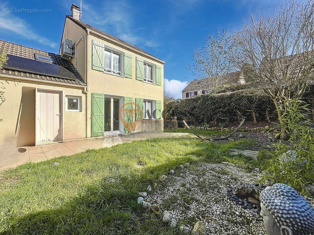 Maison à MONTMORENCY