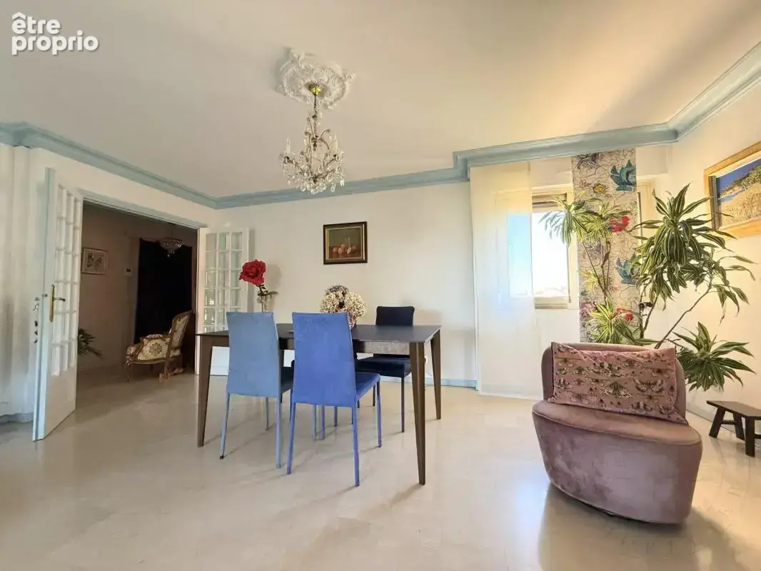 Appartement T4 de 108 m² - 3 Chambres - LYON 3 - photo 9