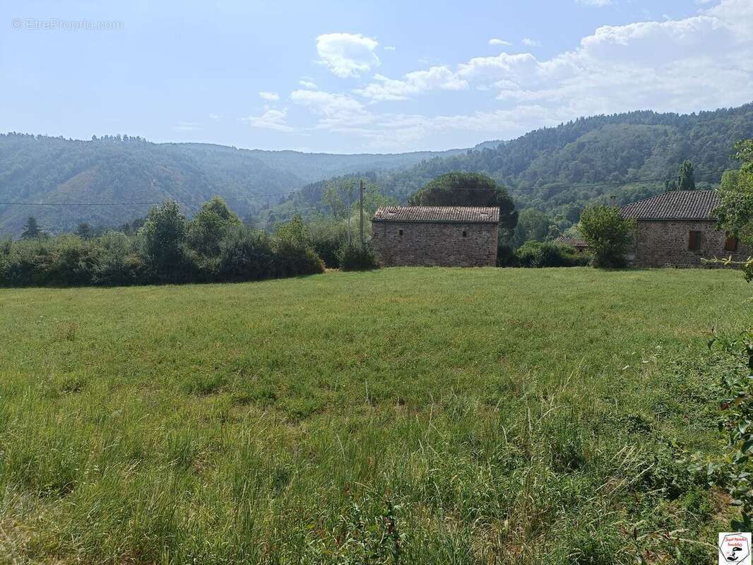Terrain 1985 m² à Boucieu-Le-Roi  - photo 4
