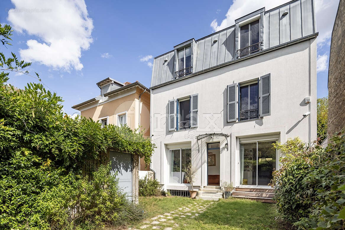 Maison à ASNIERES-SUR-SEINE