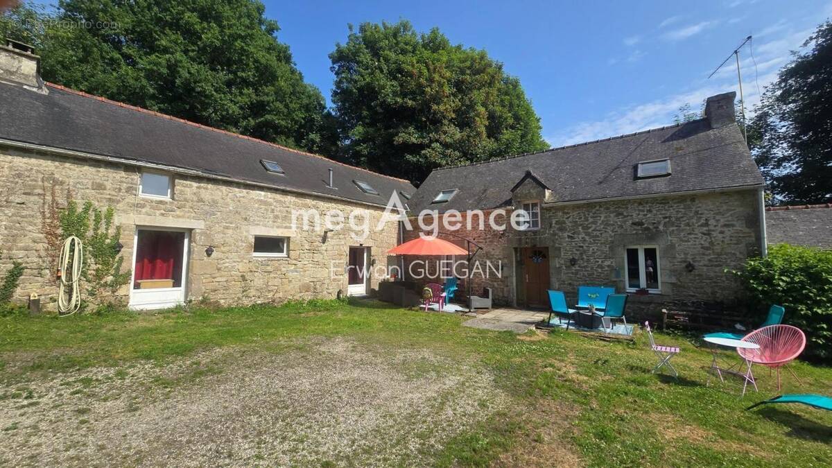 Maison à GUERN
