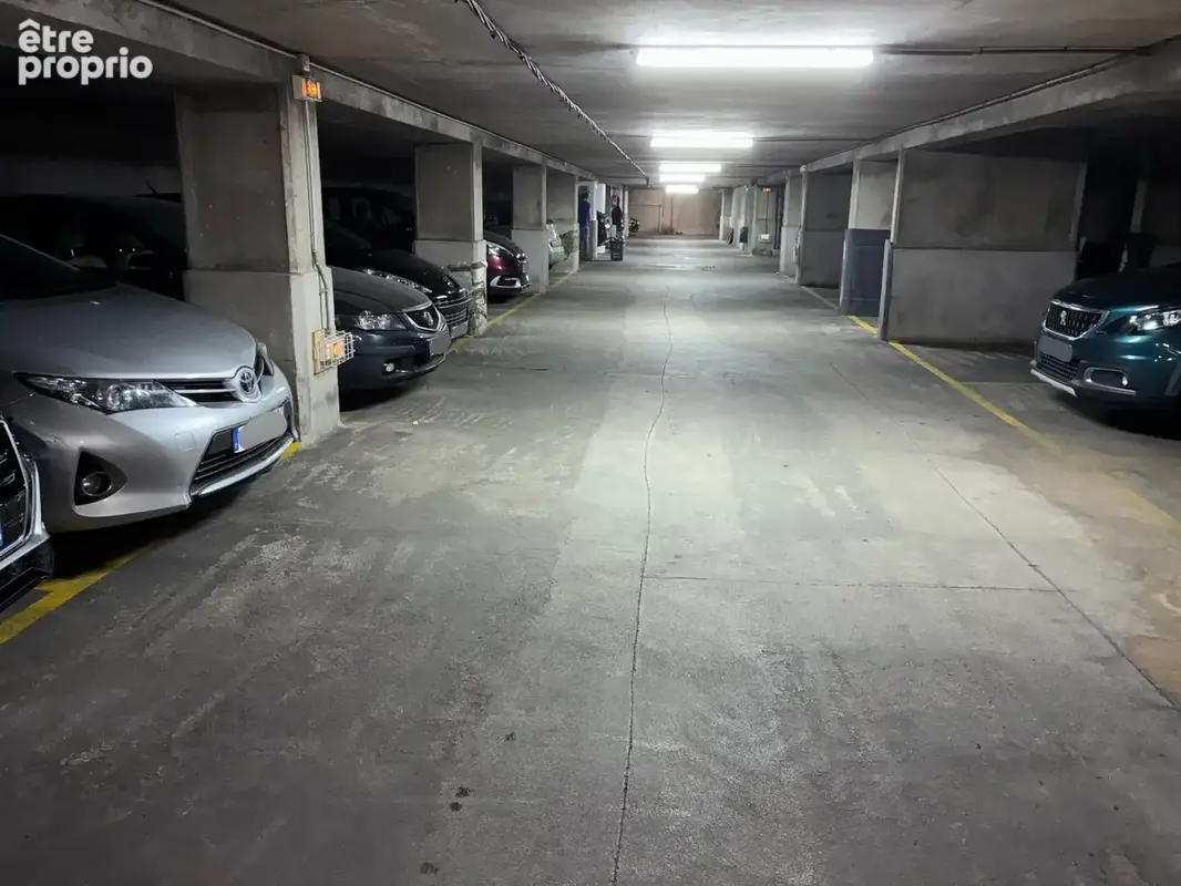 Parking à vendre à Paris-15e (75015) - photo 2
