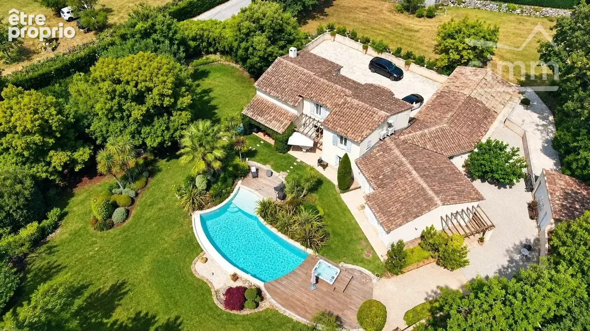 Superbe maison de 9 pièces à Draguignan - photo 2