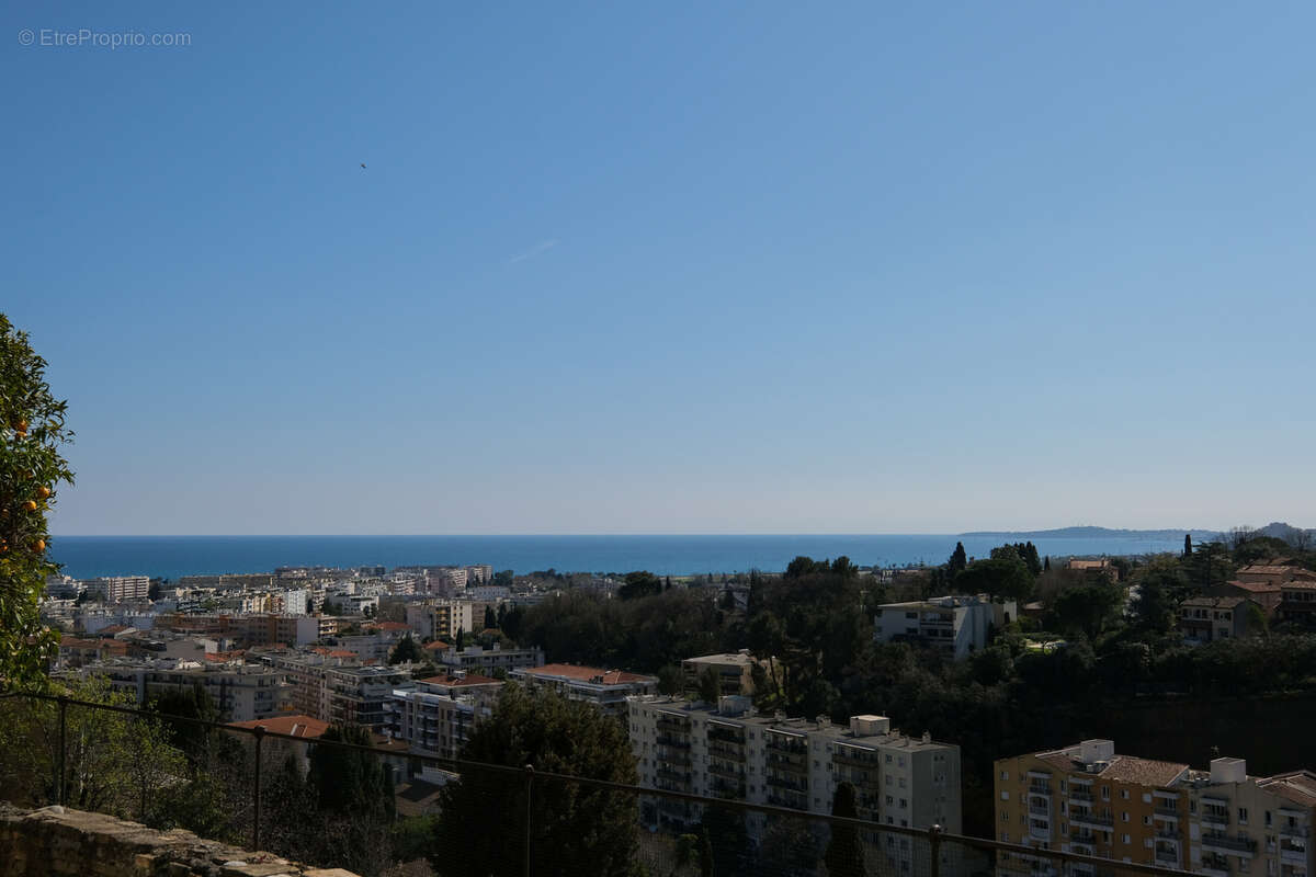 Maison à CAGNES-SUR-MER