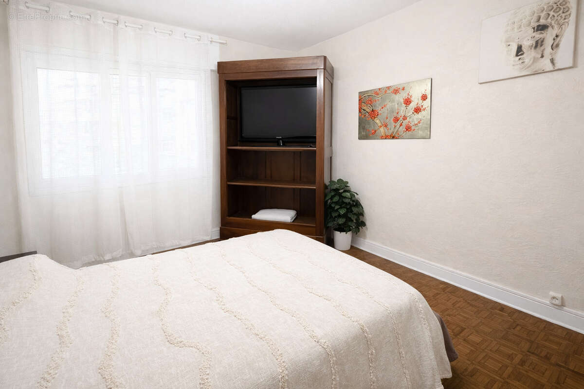 Appartement à MARSEILLE-8E