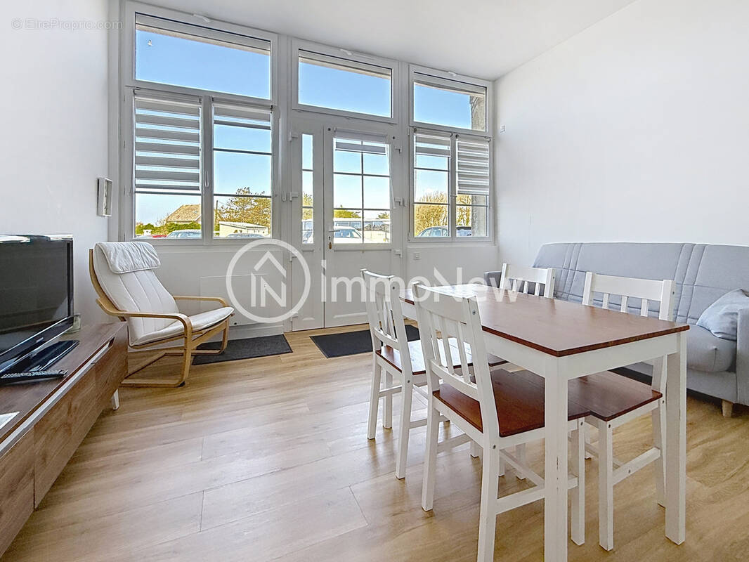 Appartement à CAROLLES