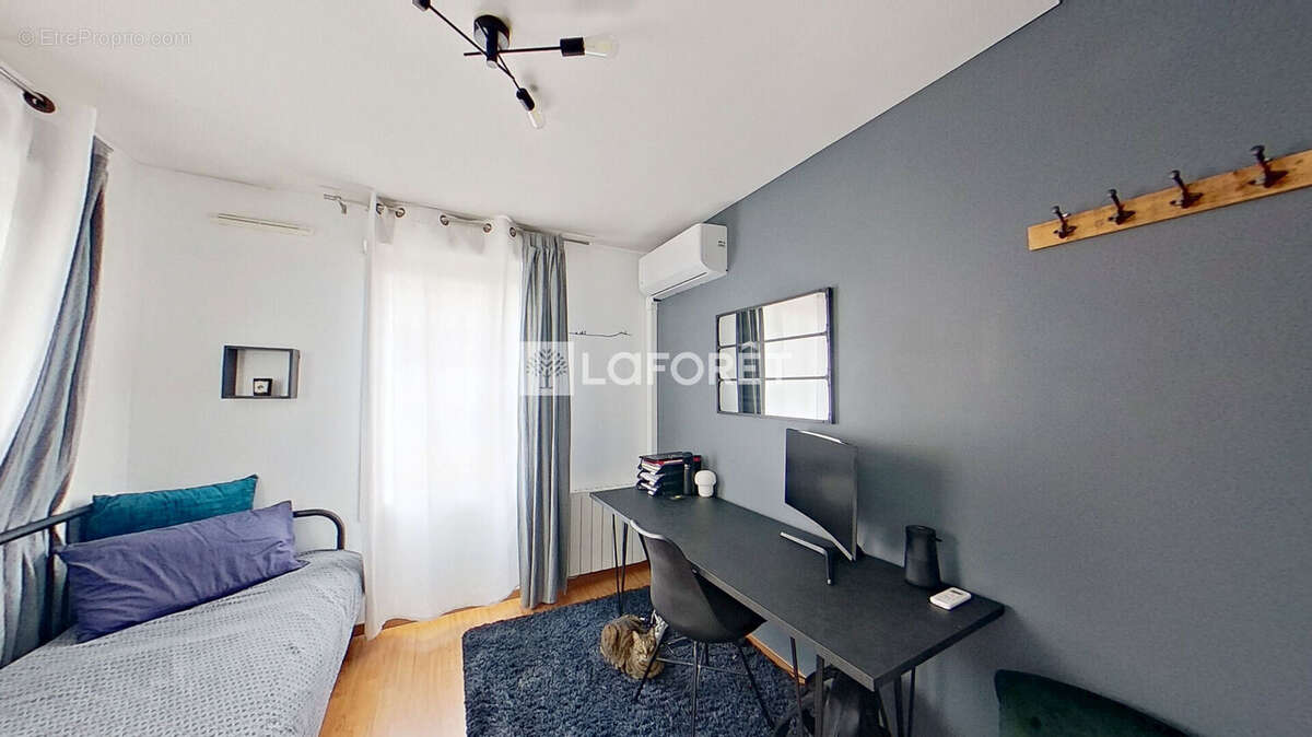 Appartement à LYON-8E