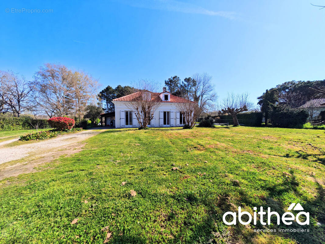 Maison à PERISSAC