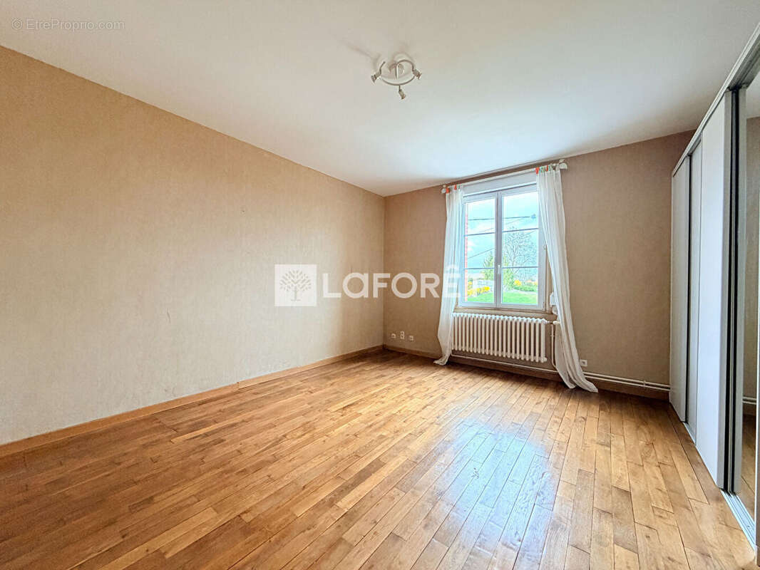 Maison à SAINT-JEAN-SUR-TOURBE