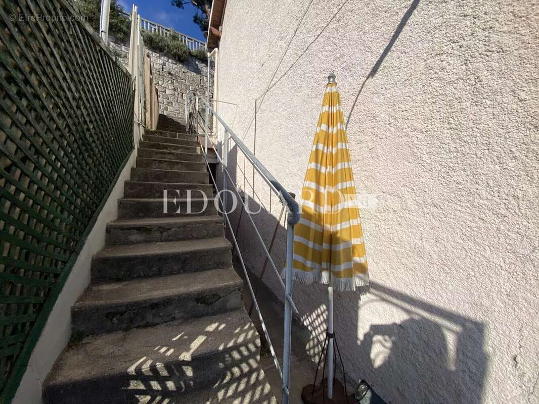 Appartement à BEAUSOLEIL