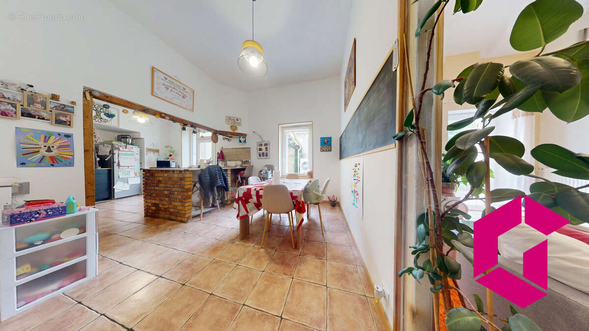 Maison à BRASSAC-LES-MINES