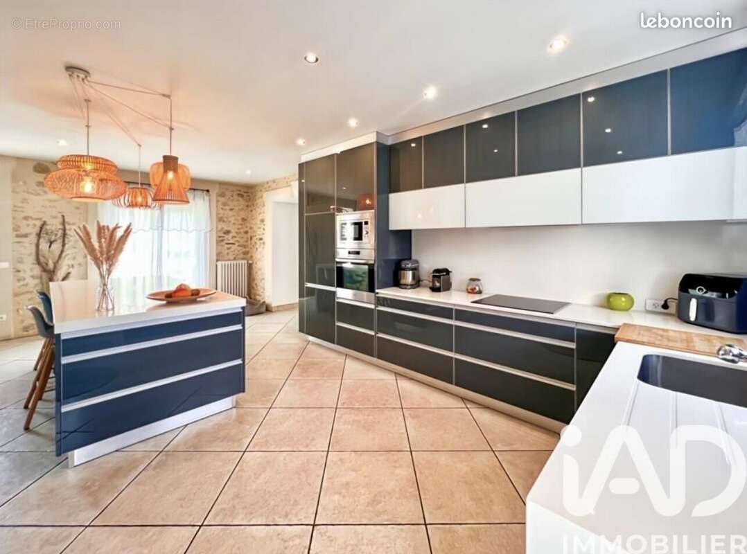 Photo 2 - Maison à DAMMARIE-LES-LYS