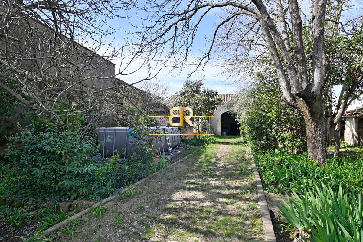 Maison à UCHAUD
