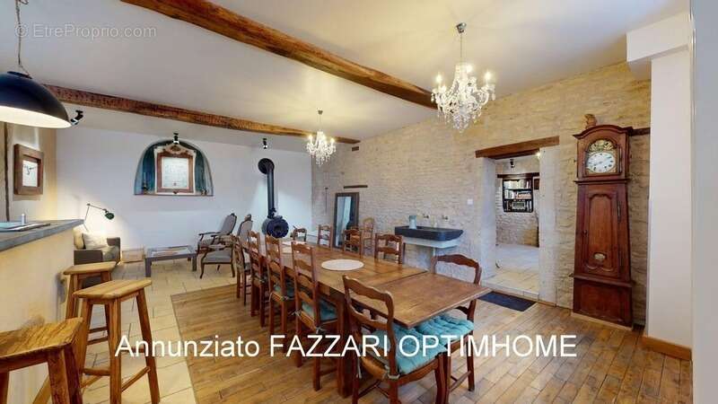 Maison de caractère rénovée, Proche Belgique et Luxembourg , Vendue meublée  Résidence ou gîte de standing.  Mouzay (55700) - photo 6