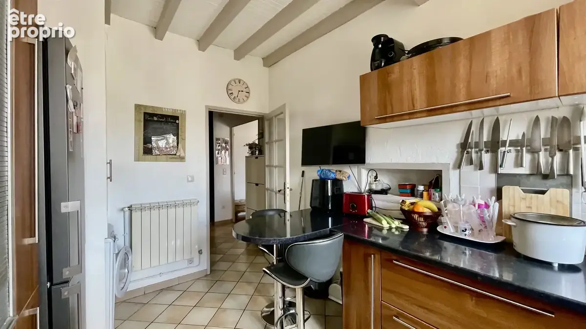 Superbe t3 traversant / 84 m2 + cave / visite virtuelle - photo 6