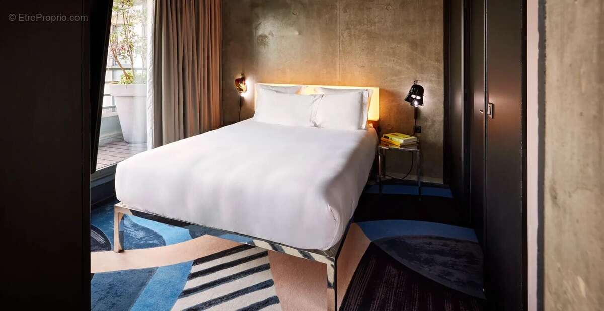 Appartement à PARIS-20E