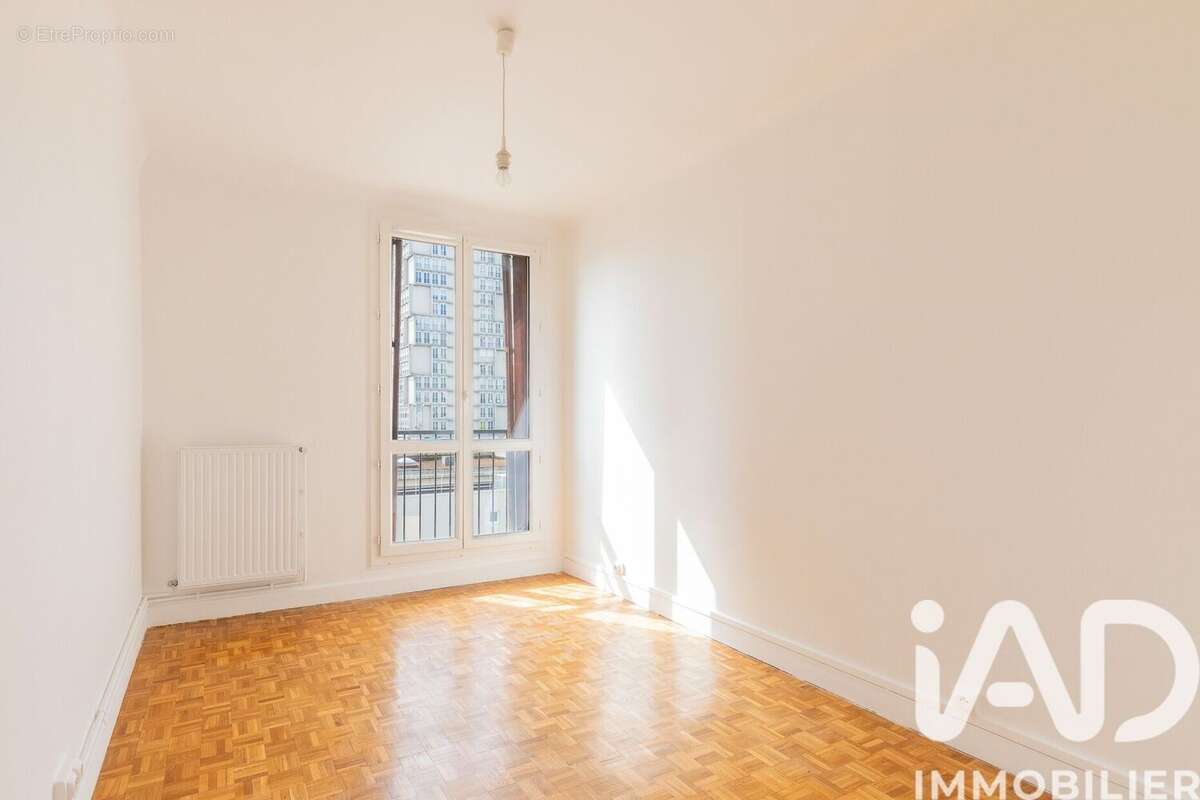 Photo 8 - Appartement à CHOISY-LE-ROI