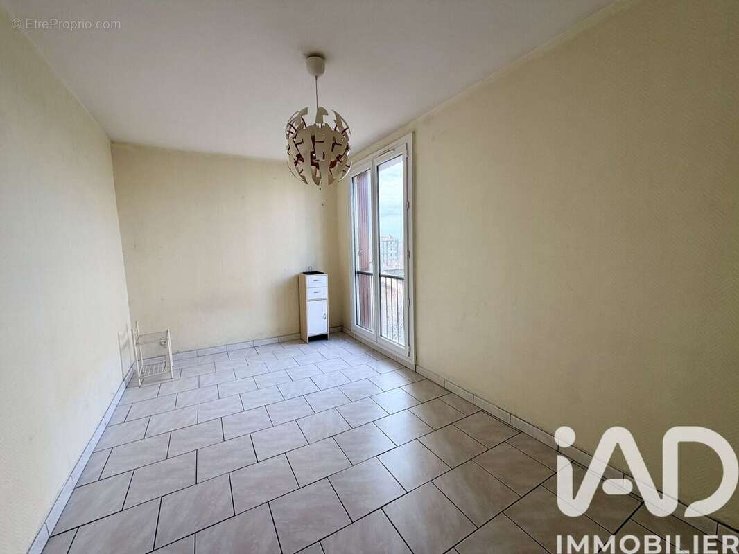 Photo 5 - Appartement à SALON-DE-PROVENCE