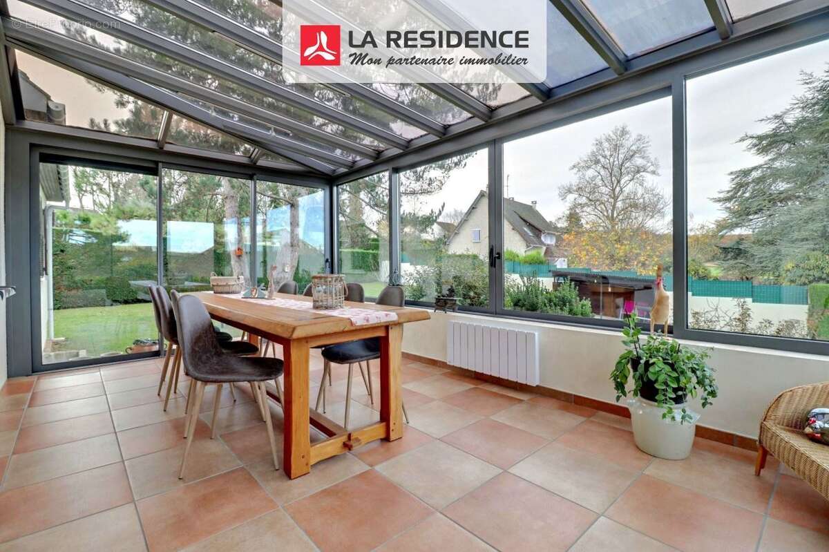 Maison à BERCHERES-SUR-VESGRE