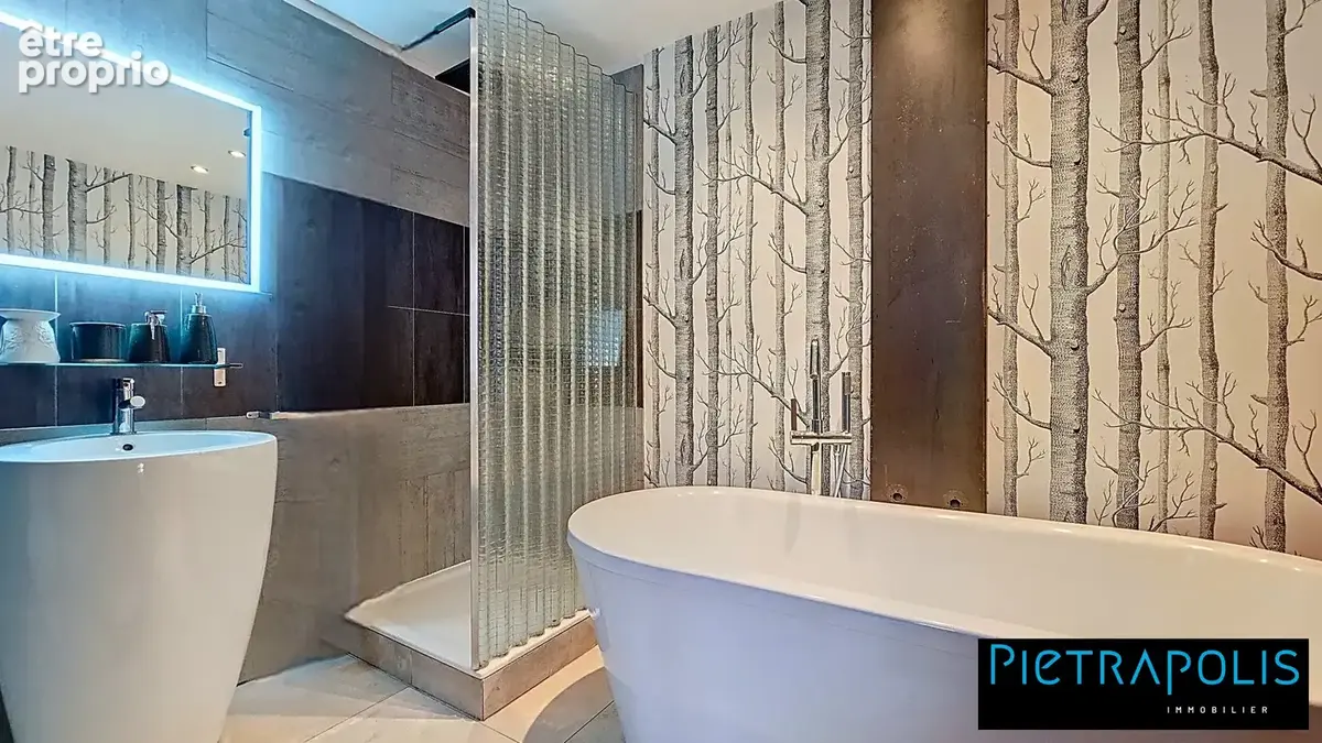 Appartement 70 m² à Charbonnieres-Les-Bains  - photo 7