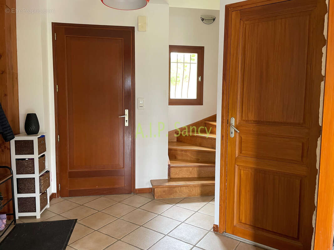 Maison à AYDAT