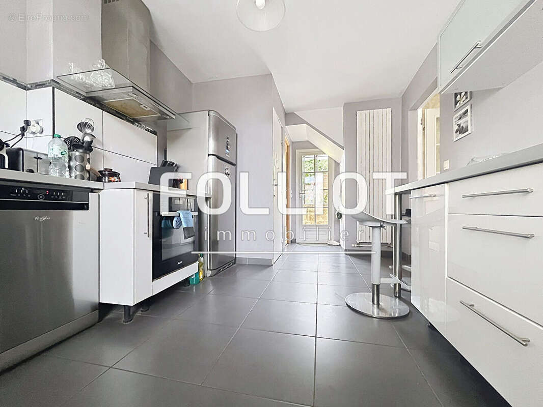 ACHAT/VENTE Maison en pierre de 4 pièces à vendre à Thaon -  Beau terrain clos - photo 6