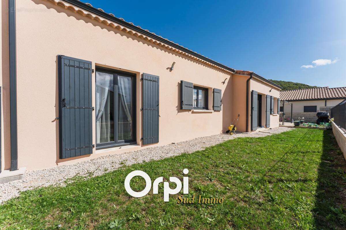 Maison à ALBA-LA-ROMAINE