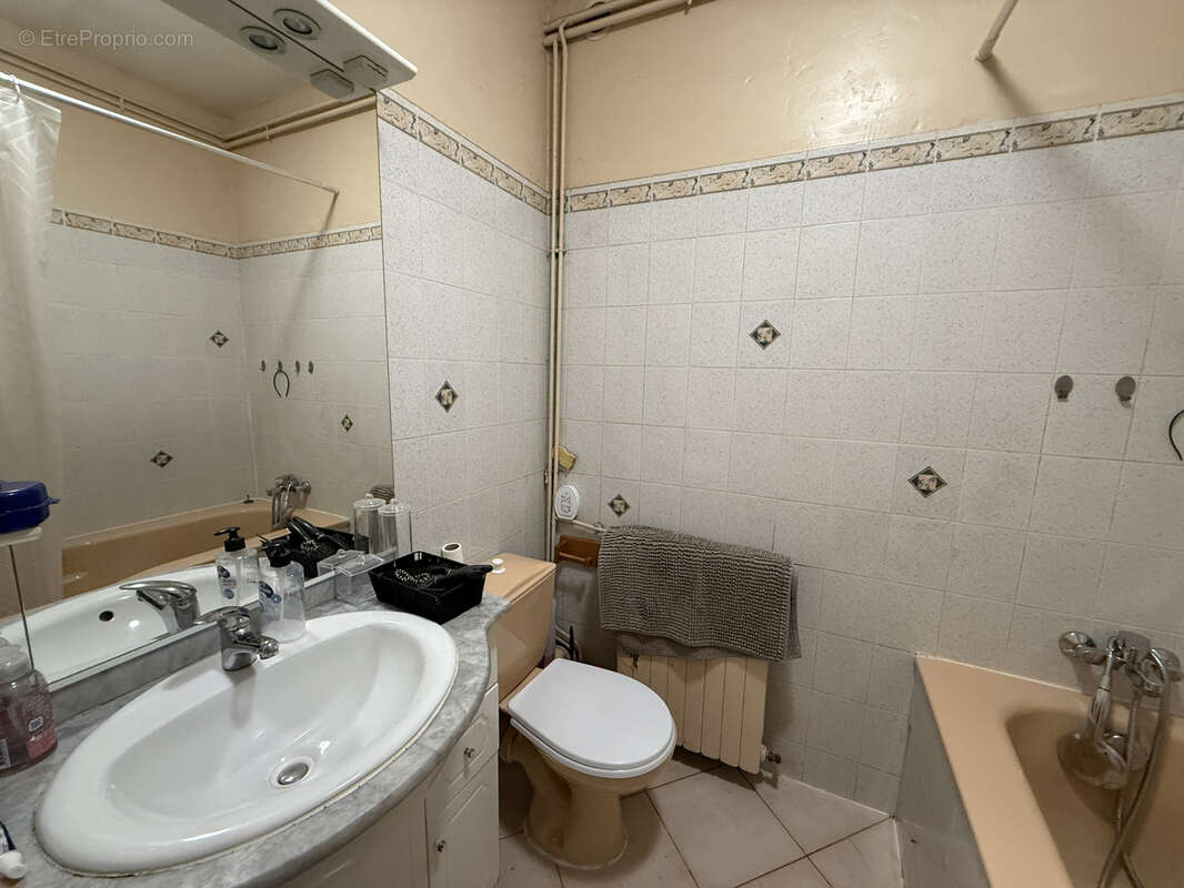 Appartement à SAINT-AFFRIQUE