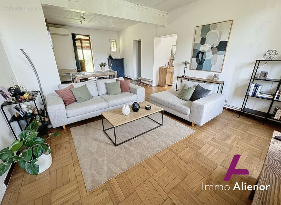 Maison à BELIN-BELIET