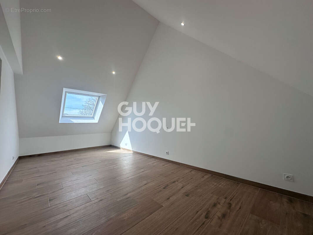 Maison à GRAND-CHAMP