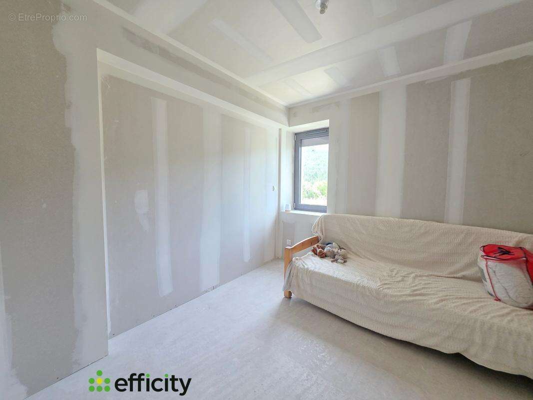 Maison 152 m² à Barret-Sur-Meouge  - photo 17