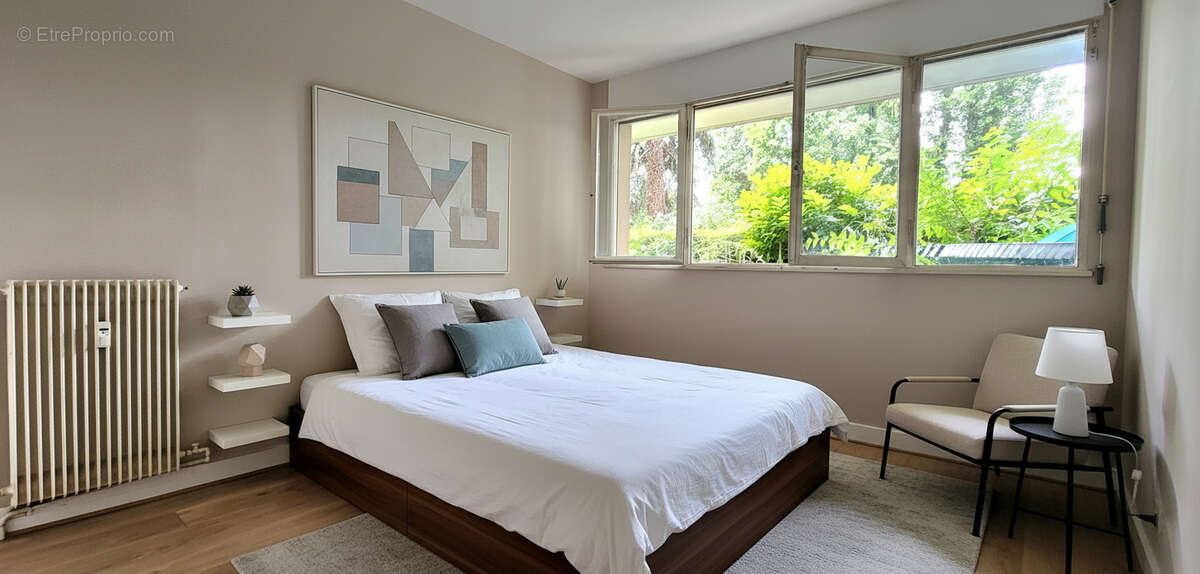 Appartement à SAINT-GRATIEN