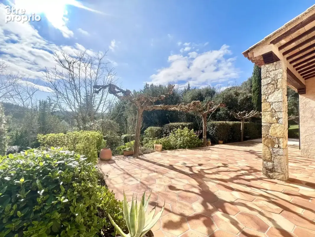Maison de 135 m² sur un terrain clos de 14 050 m² - photo 11