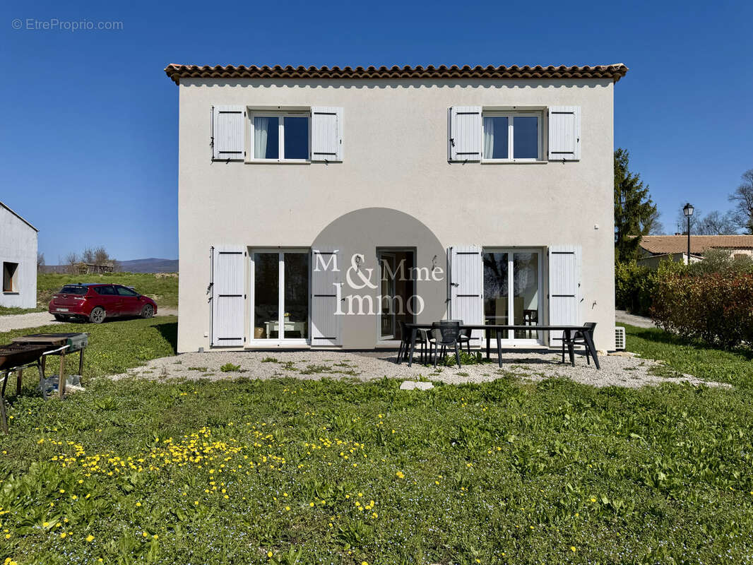 Maison à FORCALQUIER